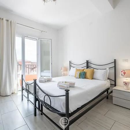 House Francesca קליארי
